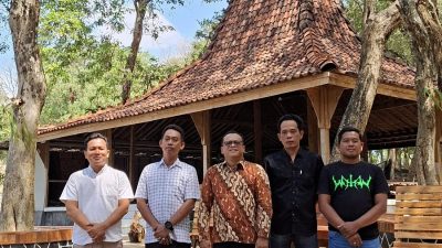 Aktivis Kebudayaan Agus Mujayanto Kunjungi Sendang Buber Sentul, Dorong Pelestarian Budaya dan Wisata Lokal