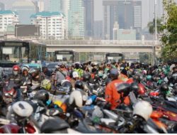 AMPB VIRAL, SENAYAN TERDESAK: Suara dari Pati Menggema di DPR, Kini Publik Menagih Janji 15 Desember