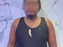 DIDUGA HUNUS KERIS SAAT DEMO AMPB DI BANK MANDIRI PATI, SEORANG PRIA DIAMANKAN POLISI