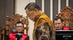 JELANG TUNTUTAN KPK, SUDEWO TETAP BANTAH TERLIBAT: 56 SAKSI JADI PERTARUHAN DI MEJA HAKIM